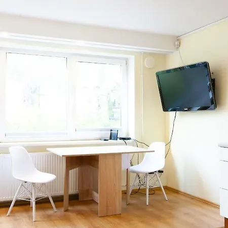 Sunny With Parking, Self-check-in & Wi-fi Διαμέρισμα