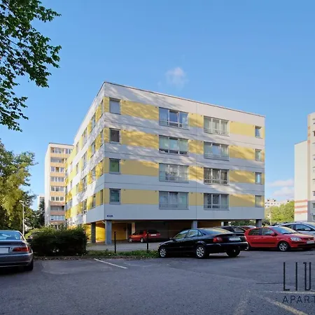 Apartment Sunny With Parking, Self-check-in & Wi-fi Tallinn